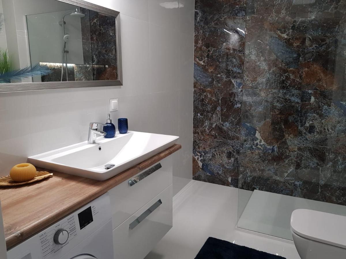 Apartament City View Wes Quality Suite Познань Экстерьер фото